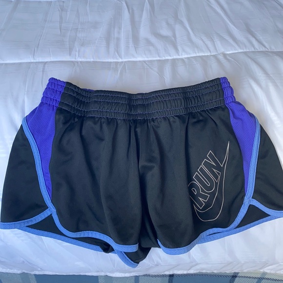 Nike Running Shorts - Size Small - Picture 1 of 2